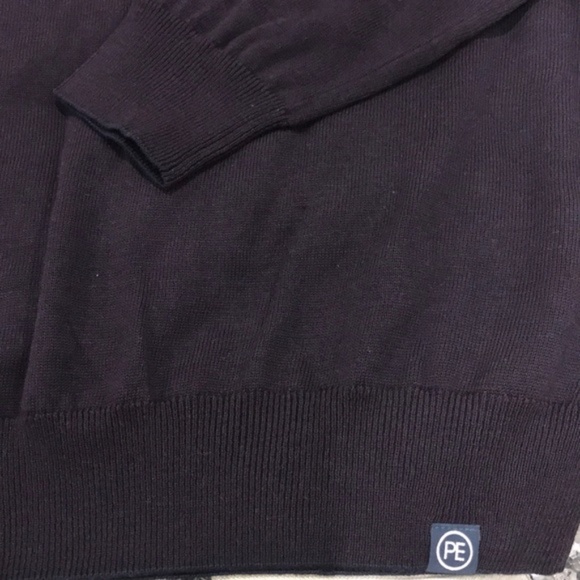 Perry Ellis V-Neck Long-Sleeve Sweater - Picture 2 of 7